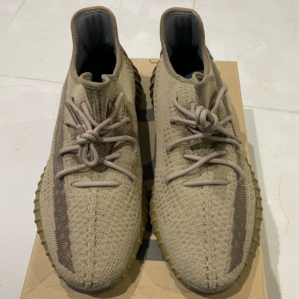 Yeezy boost 350 V2